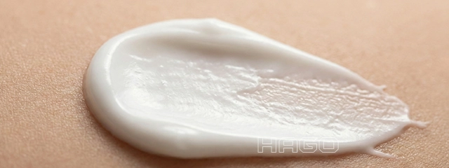 Gentle, creamy texture on skin