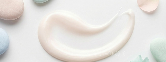 Milky texture and smooth skin surface