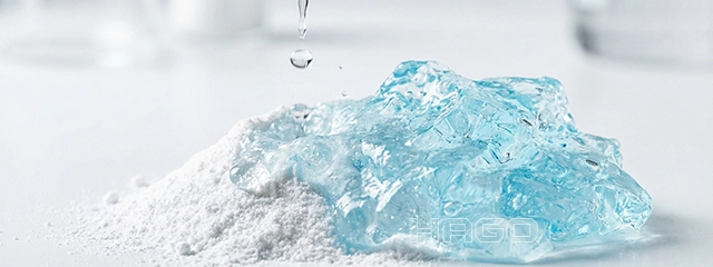 White powder turns into clear hydrogel